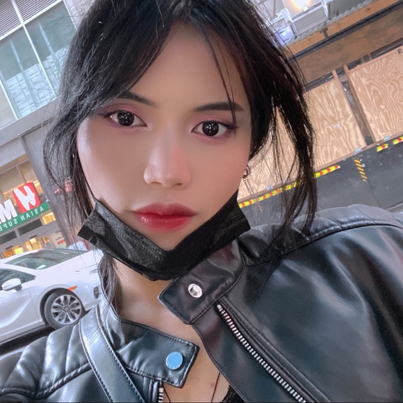 Meet your Posher, Lim - Picture 1 of 1